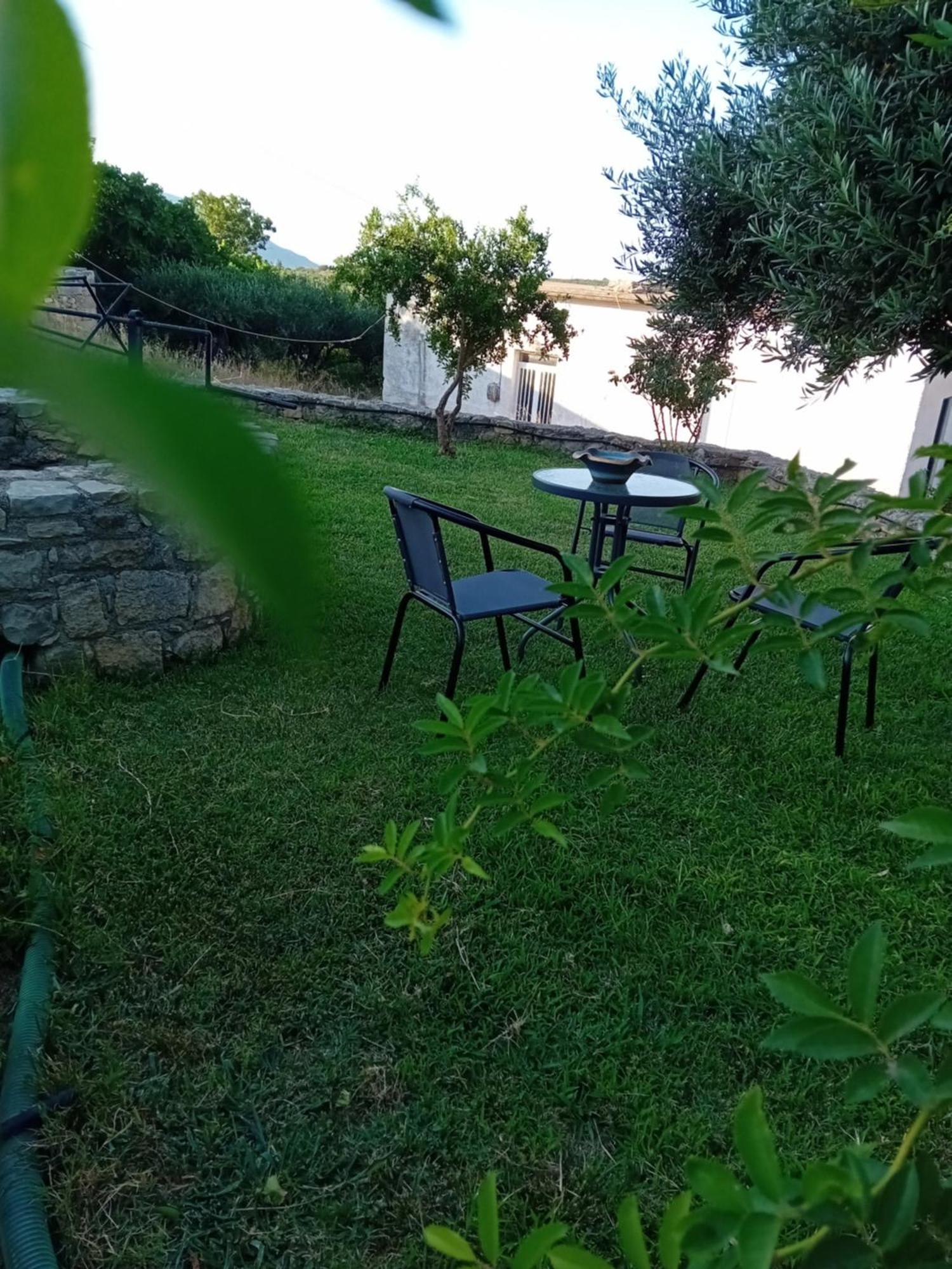 הוילה Plátanos Casa Artemis מראה חיצוני תמונה