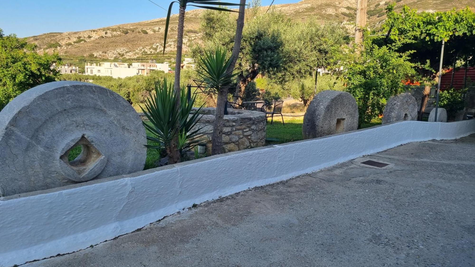 הוילה Plátanos Casa Artemis מראה חיצוני תמונה